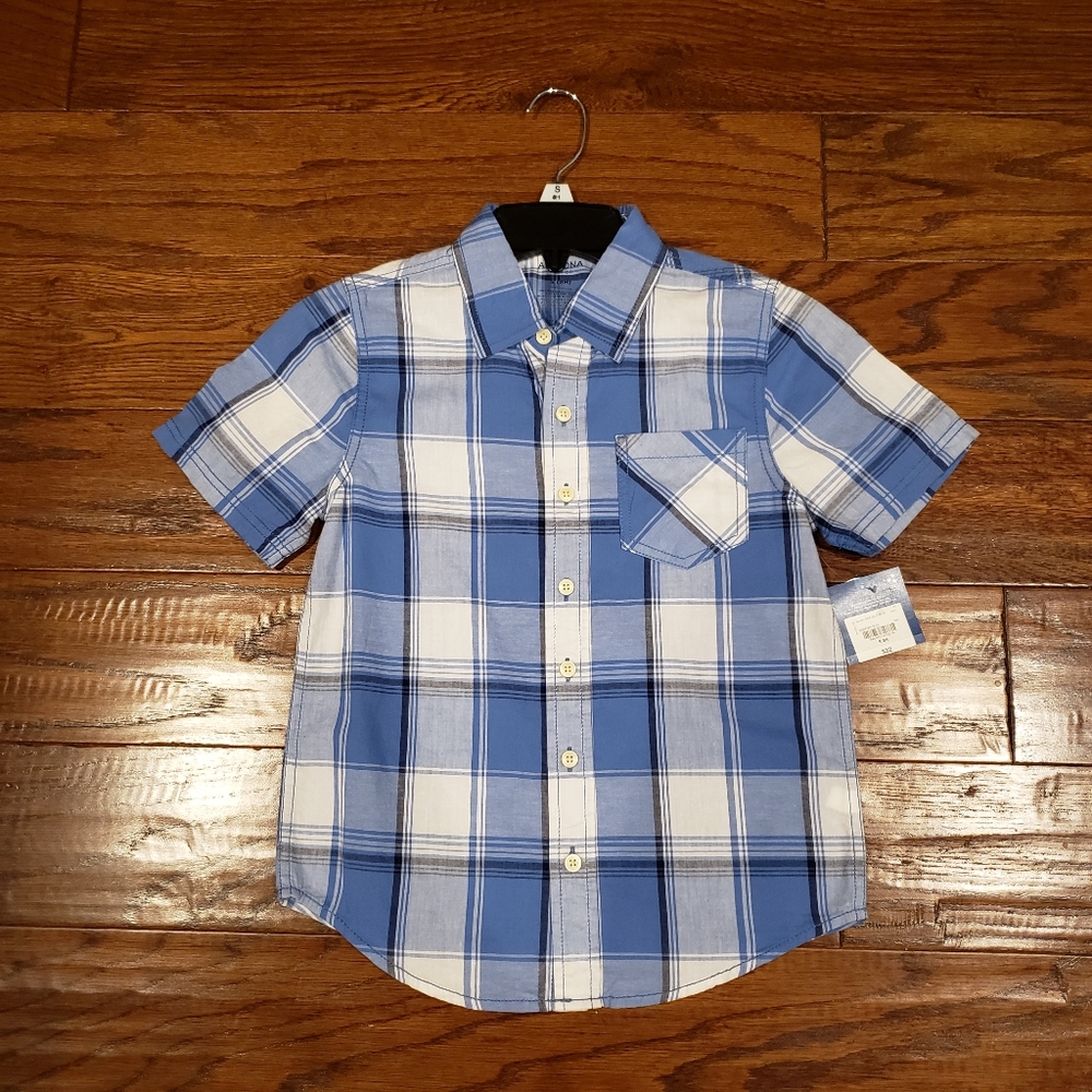 NWT - Arizona Jean Co. Boy's Short Sleeve Button Down Shirt; Size S(8H)